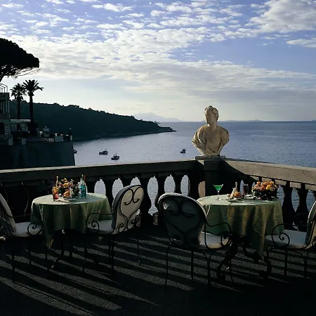 فندق غراند اكسلسيور فيتوريا 5*