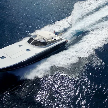 غراند اكسلسيور فيتوريا فندق