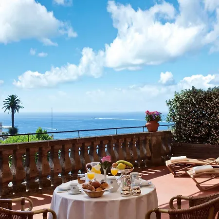 فندق غراند اكسلسيور فيتوريا