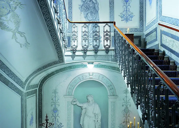 Hotell Grand Excelsior Vittoria 5*