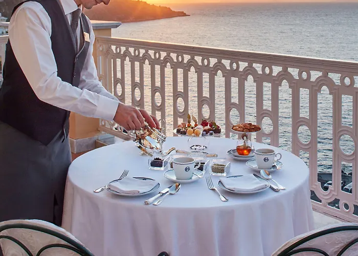 Grand Excelsior Vittoria Hotell