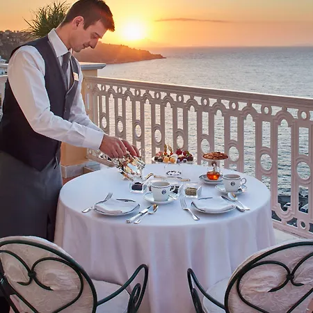 Grand Excelsior Vittoria Hotel