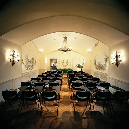 Hotel Grand Excelsior Vittoria 5*