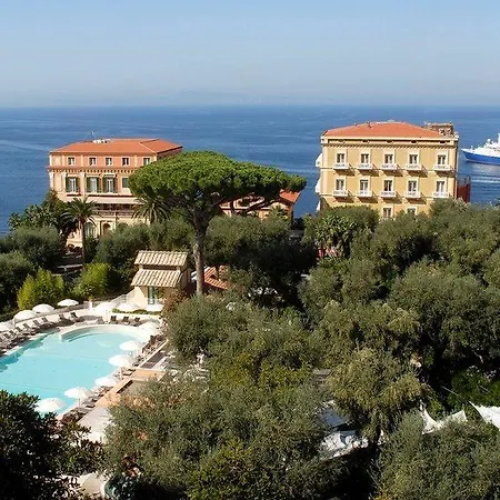 Hotel Grand Excelsior Vittoria 5*