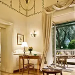 Grand Excelsior Vittoria Hotel