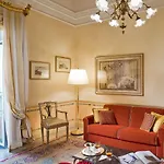 Grand Excelsior Vittoria מלון
