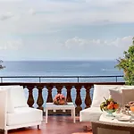 Grand Excelsior Vittoria Hotel 5*