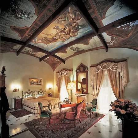 Hotel Grand Excelsior Vittoria