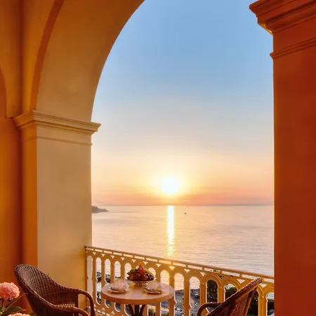Grand Excelsior Vittoria Готель 5*