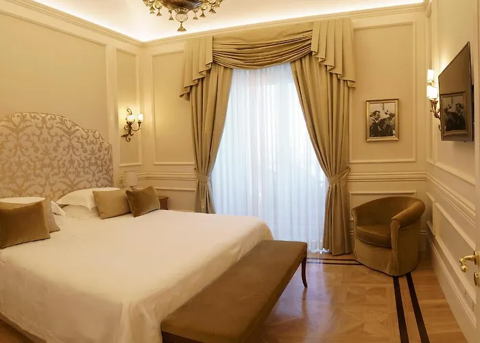 Hotel Grand Excelsior Vittoria 5*