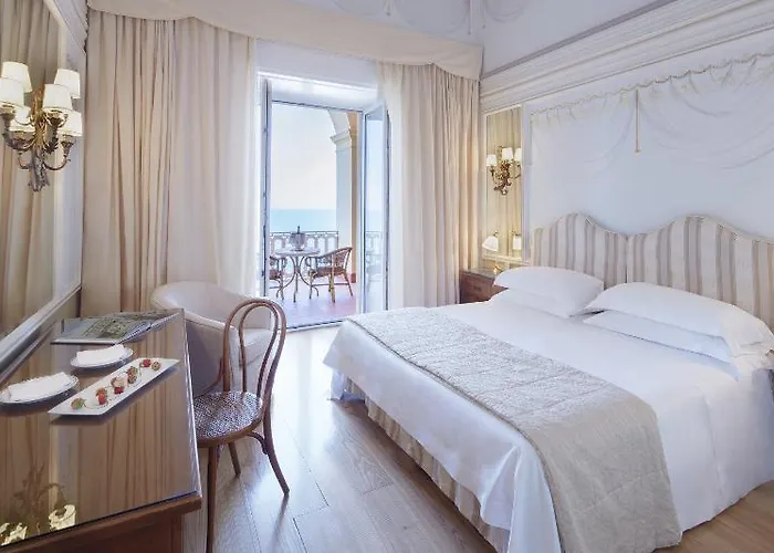 Grand Excelsior Vittoria Hotel Półwysep Sorrentyński