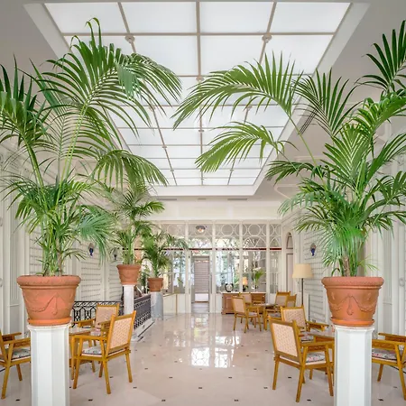 Grand Excelsior Vittoria 5* סורנטו