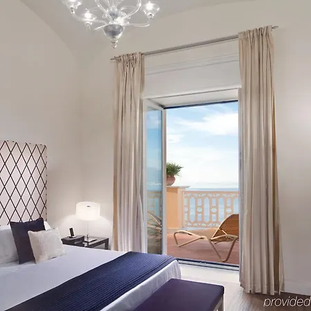 Grand Excelsior Vittoria מלון סורנטו